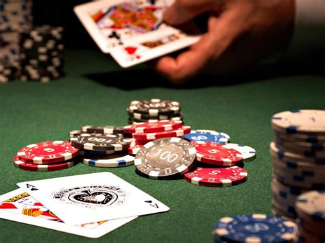 Como Se Juega Poker En El Casino