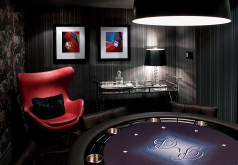 Em Turim A Sala De Poker