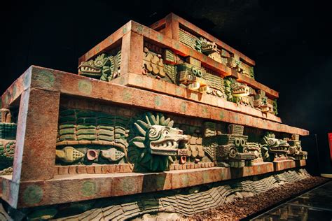 Maquina De Fenda De Templo Asteca