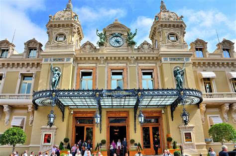 Monaco Casino Vestuario