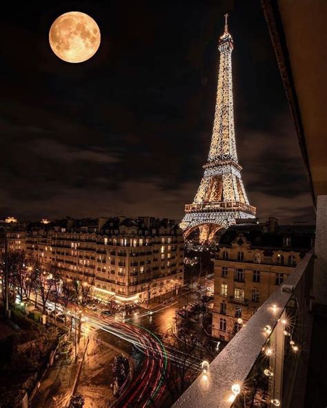 Noite Em Paris Maquina De Fenda