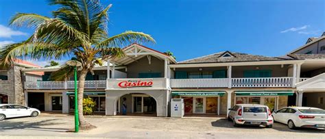 Petit Casino Saint Martin En Haut